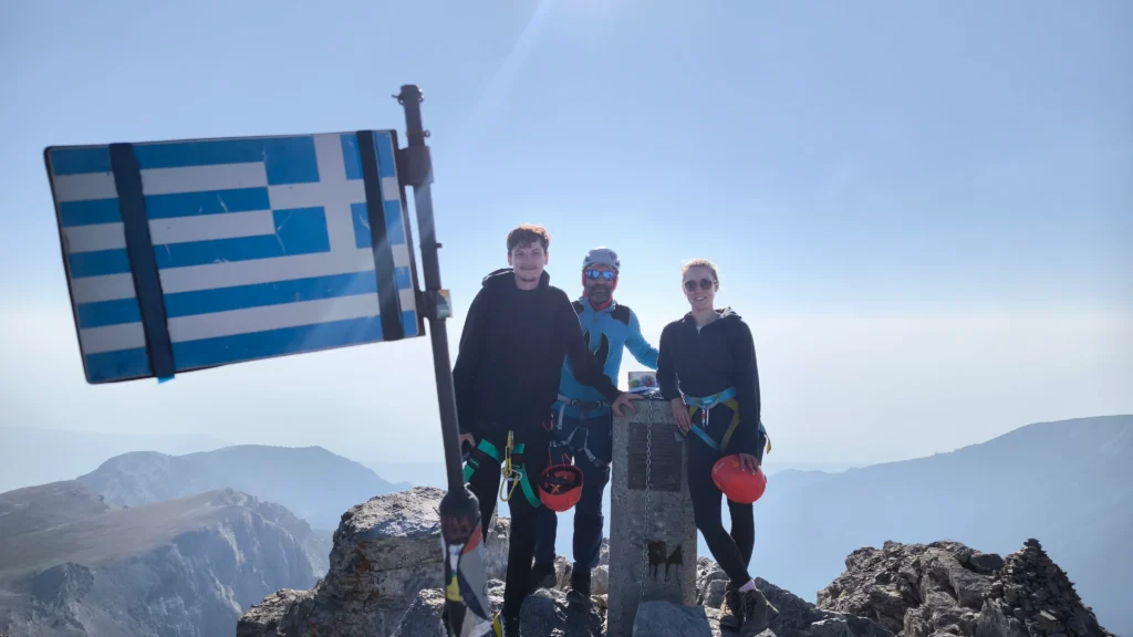 Summit atmosphere during the Easy Trail Olympus Summit experience