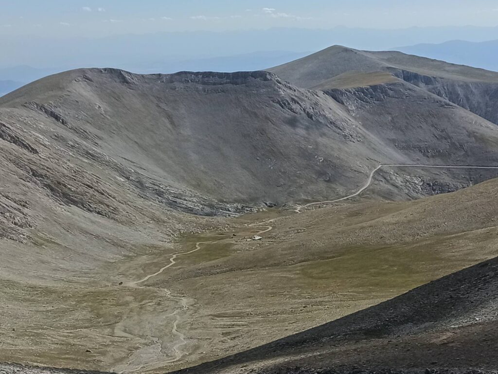 Panoramic mountain scenery visible from the Easy Trail Olympus Summit hike